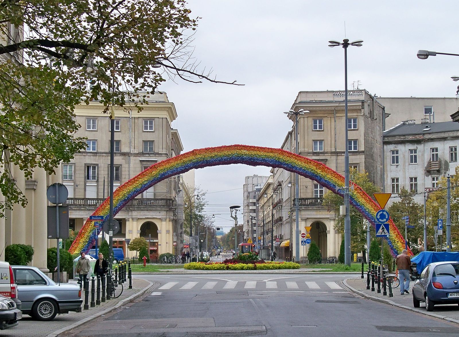 Tęcza wraca na Plac Zbawiciela, niezniszczalna niczym miłość .get_the_title().