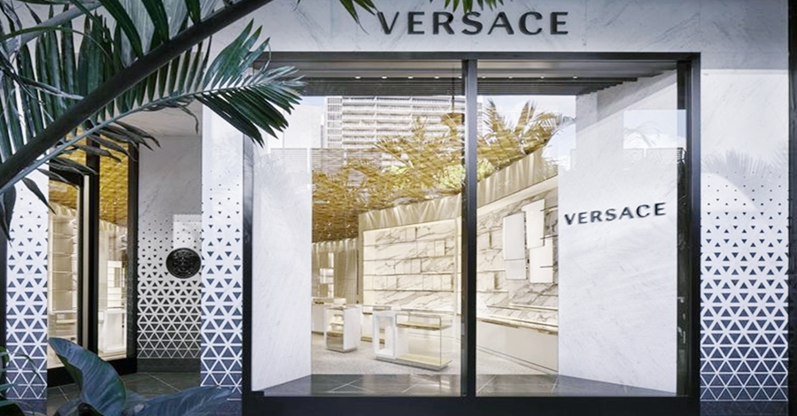 Na Florydzie otworzył się ekologiczny butik Versace. Będzie działał zgodnie z ideą zrównoważonego rozwoju .get_the_title().