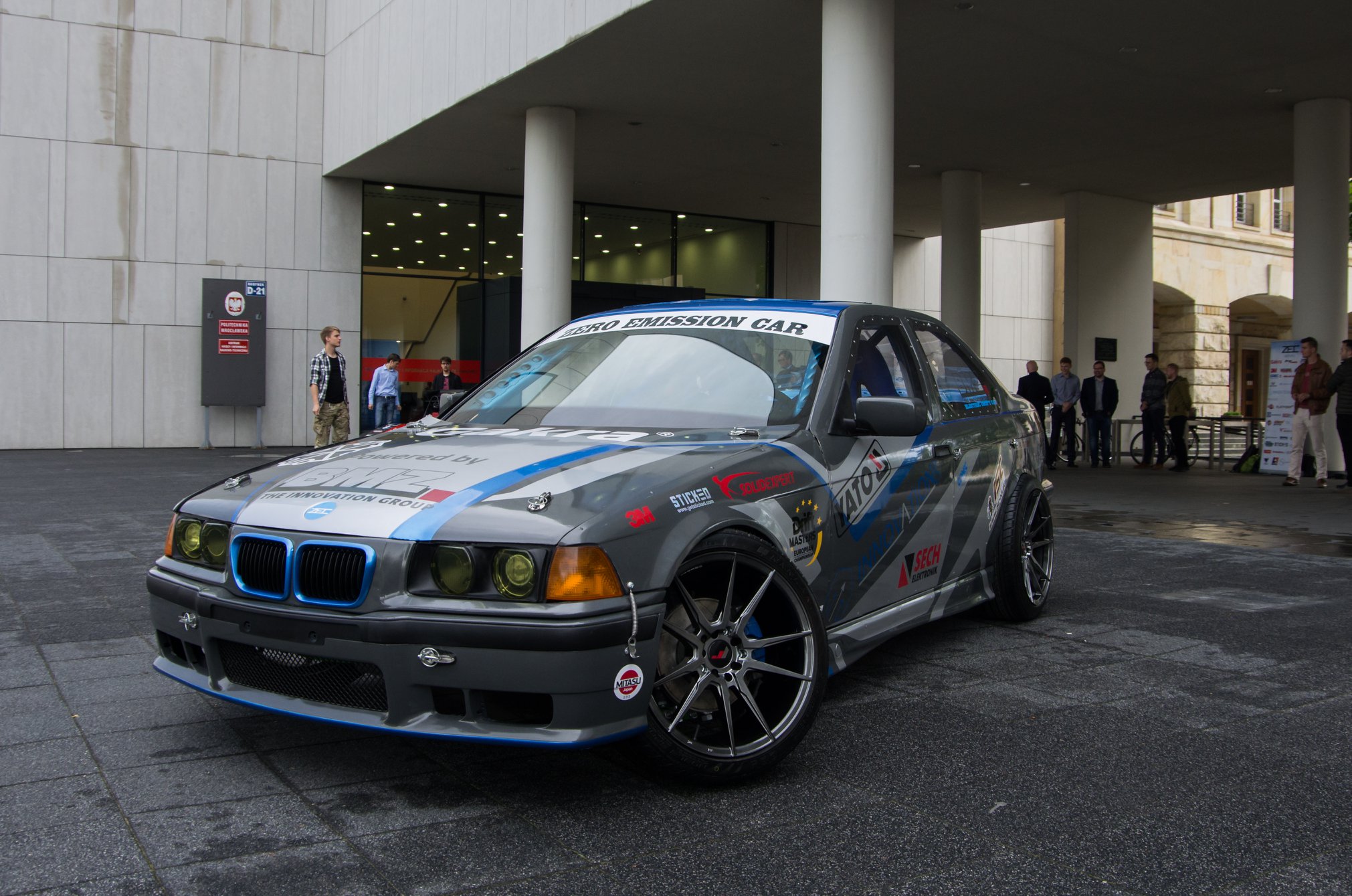 Pierwszy w Europie elektryczny driftowóz budowany przez studentów z Wrocławia .get_the_title().