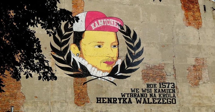 Dzielenie się jedzeniem i sauna z lustrem weneckim, czyli Komu Komu .get_the_title().