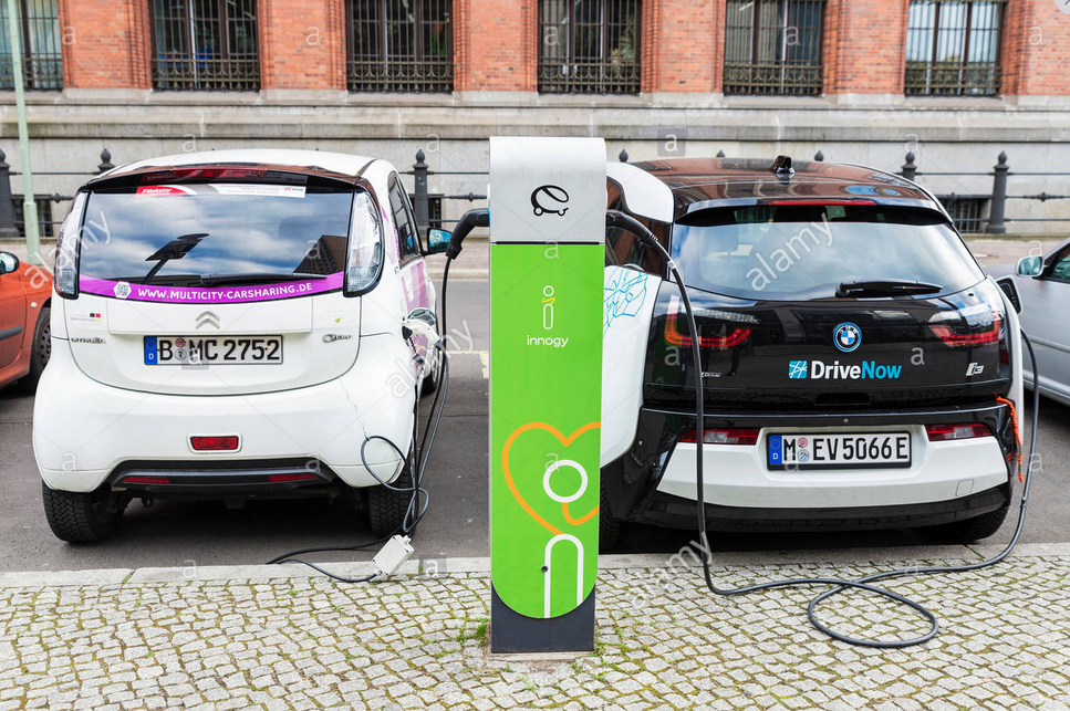 Innogy wjeżdża do Warszawy z flotą 500 elektrycznych BMW i3 .get_the_title().