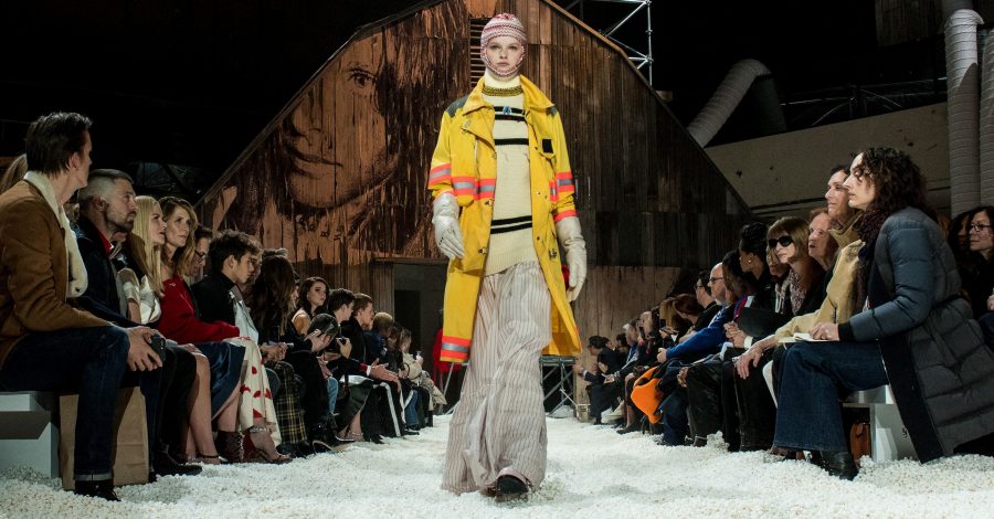 Calvin Klein rezygnuje z kolekcji ready-to-wear .get_the_title().