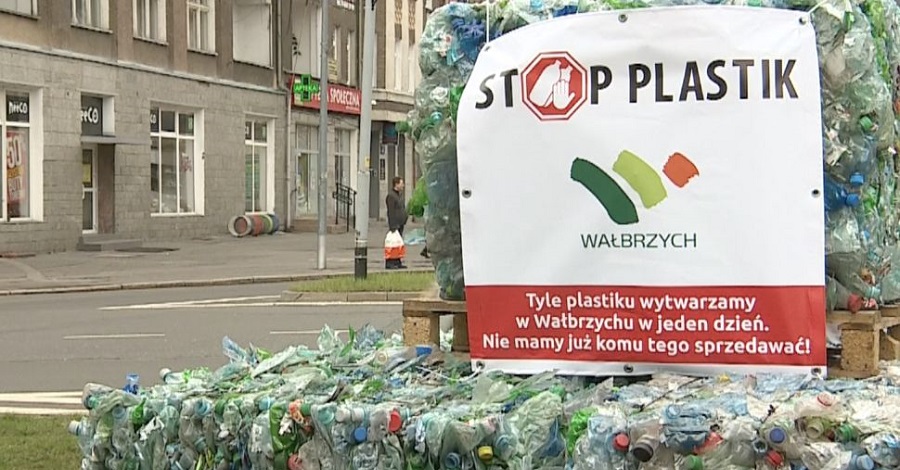 Wałbrzych wprowadza zakaz jednorazowych plastików w urzędach i na imprezach miejskich .get_the_title().