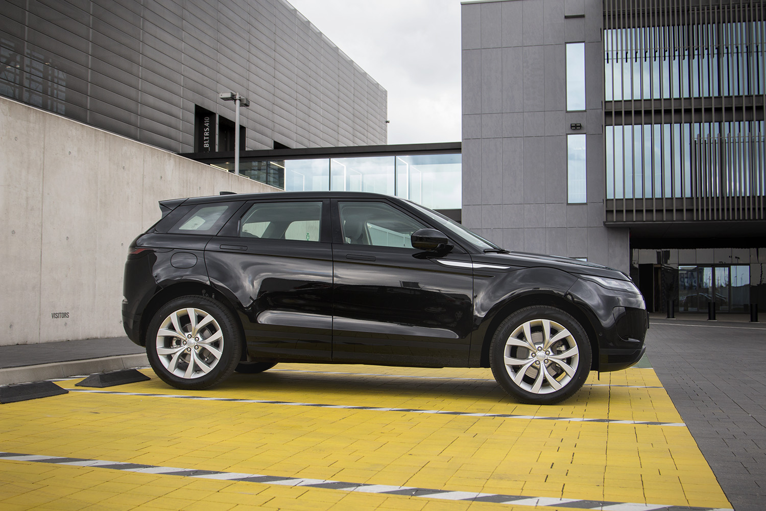 Jeździliśmy nowym Range Roverem Evoque. Oto 5 rzeczy, za które go pokochacie .get_the_title().