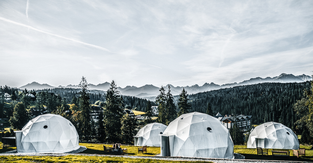 Tatra Glamp, czyli najpiękniejszy glamping który znajdziecie w Polsce .get_the_title().