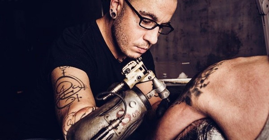 Cyborg tatuażu. Gdy życie daje ci cytrynę, zrób z niej lemoniadę .get_the_title().