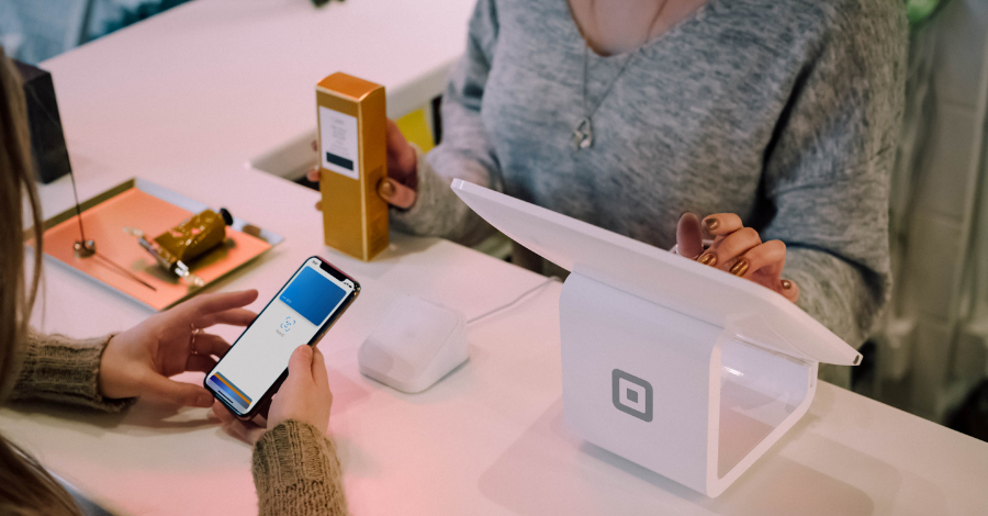 Płatności mobilne to najjaśniejszy punkt w ofercie Apple .get_the_title().