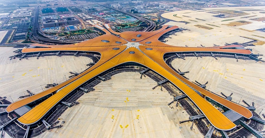 Gigantyczna rozgwiazda projektu Zahy Hadid – największy terminal świata już otwarty .get_the_title().