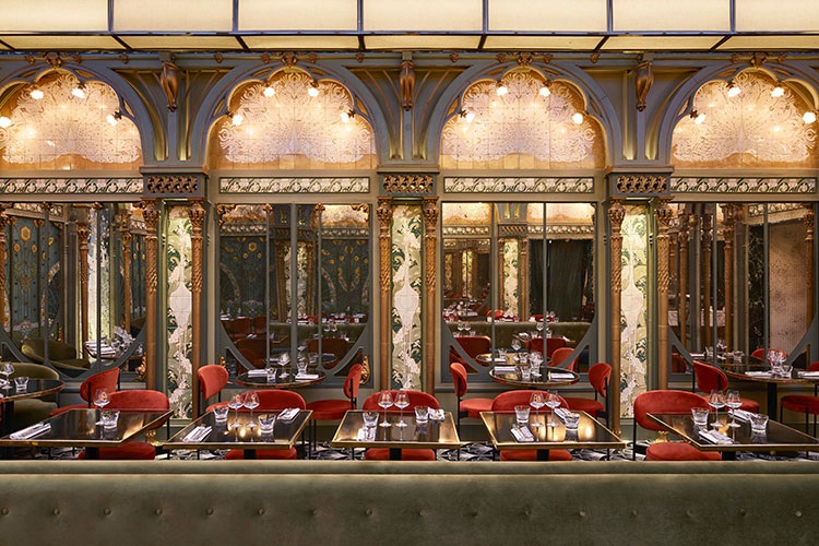 Paryska restauracja w stylu Art Nouveau