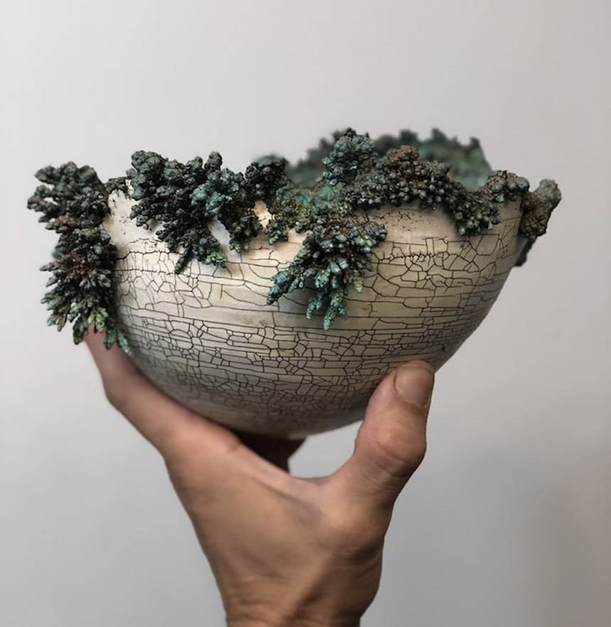 Ceramika, która rośnie jak koralowiec