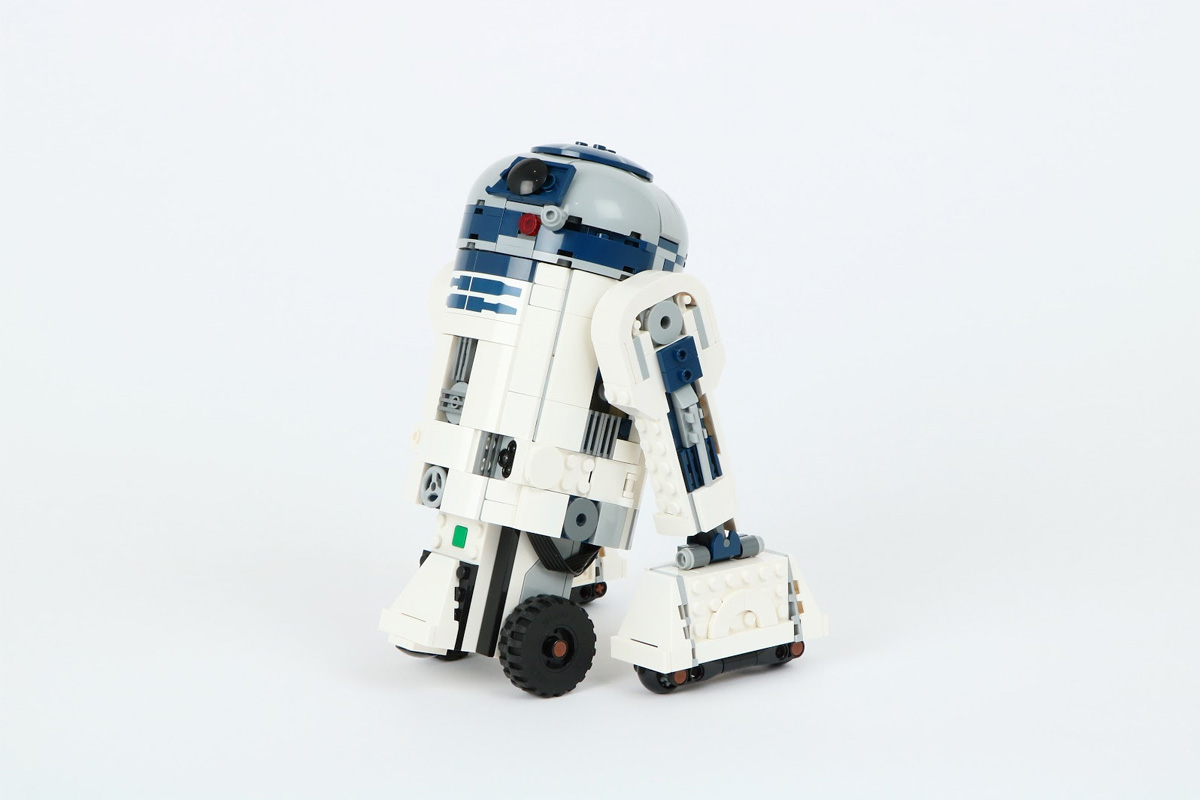 R2D2 i droidy LEGO Star Wars uczą programowania