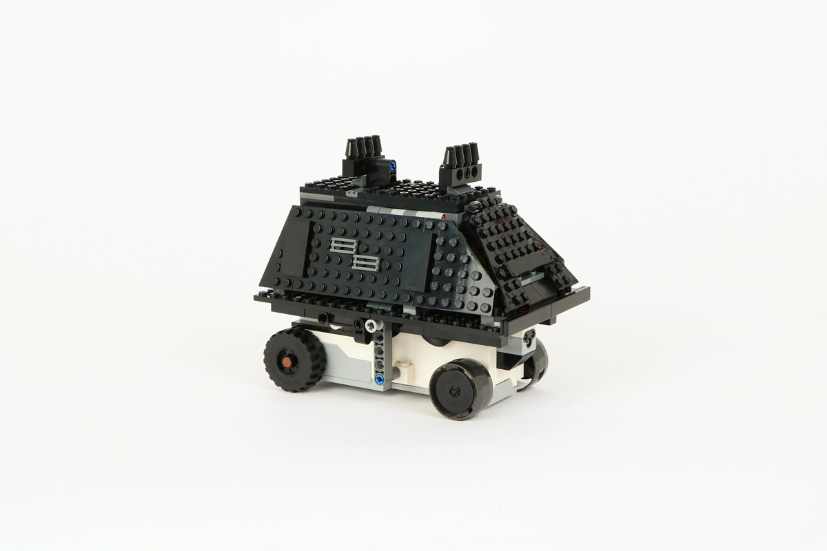 R2D2 i droidy LEGO Star Wars uczą programowania