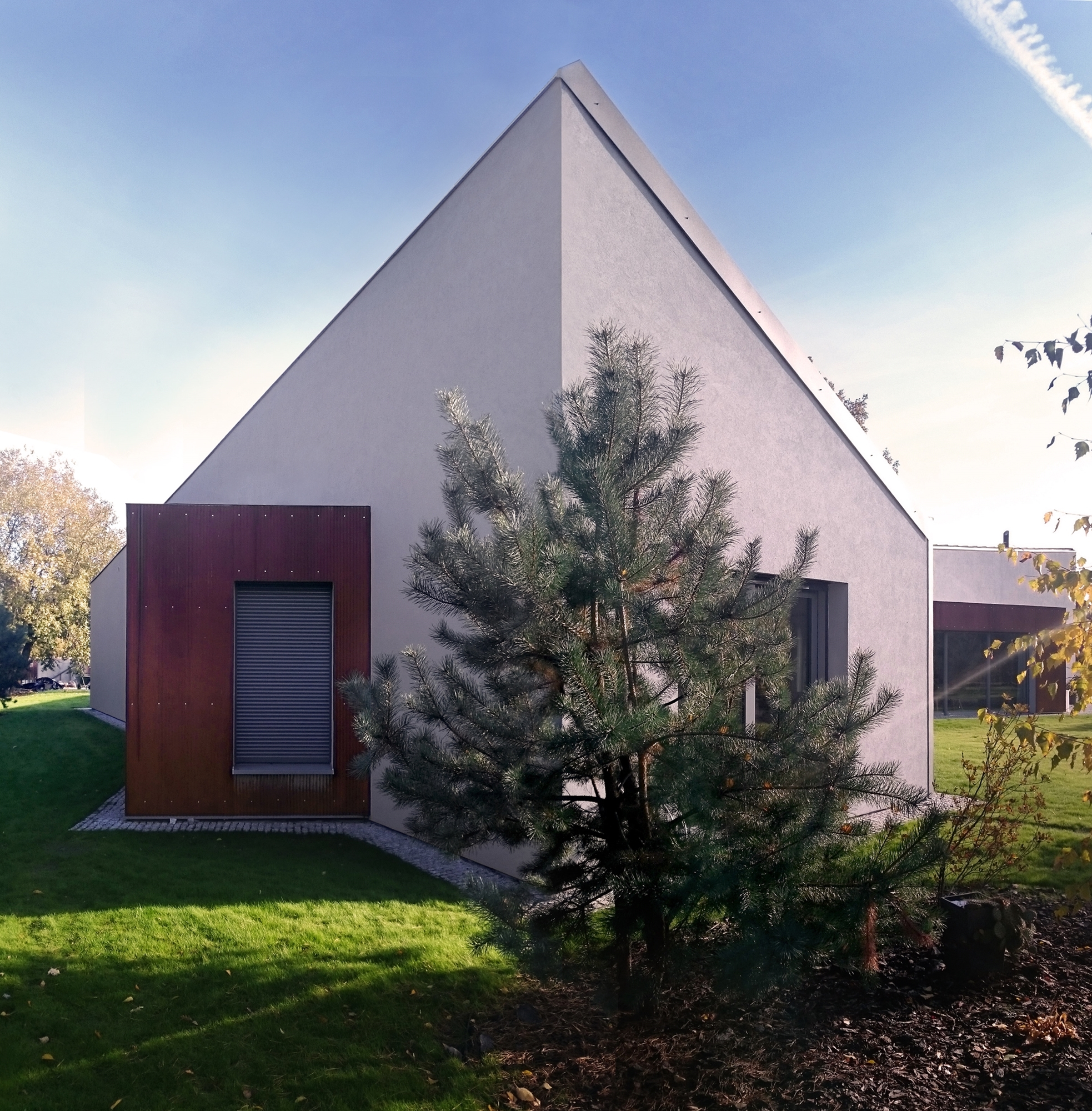 FAN-CY-HOUSE – dom inspirowany wiatrakiem