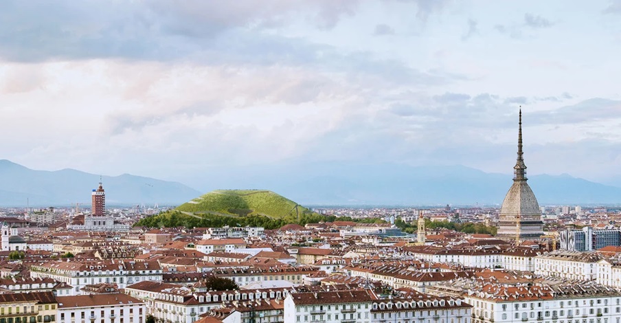 Sztuczna góra w Turynie, która absorbuje dwutlenek węgla z powietrza